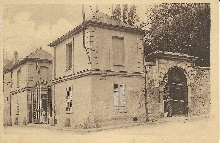 Calmette : entrée de l'Établissement