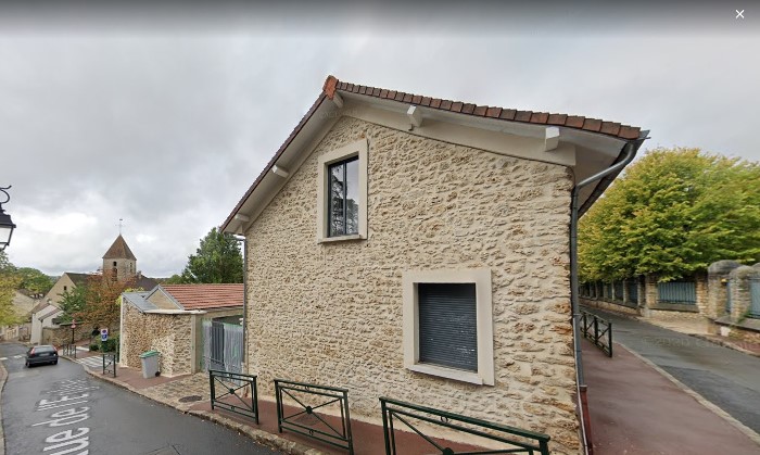 Angle rue de l'église/ Rue Jacques Bouty