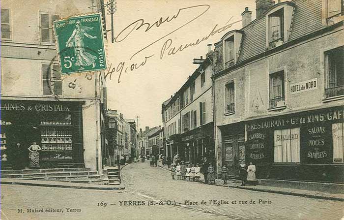 Rue de Paris, angle rue de l'Eglise